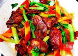 Illustration of how to make fried bacon with celery 10