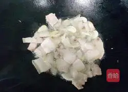 Illustration of how to make stir-fried cauliflower with twice-cooked pork 6
