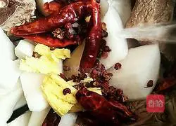 Illustration of how to make stewed radish with sheep and scorpions 7