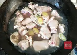 Illustration of Braised Pork Trotters 6