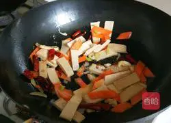 Illustration of how to make five stir-fried dishes of creative northern cuisine 9