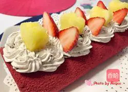 Red Velvet Oreo Crushed Salted Cream Cake Roll Recipe Illustration 10