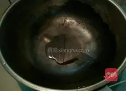 Illustration of how to make pizza sauce 6