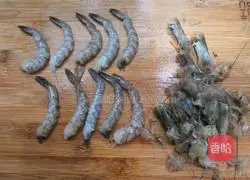  Illustration of how to make crispy anchovy shrimp 1