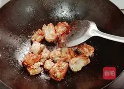 Illustration of how to cook pork ribs and stewed baby potatoes 4