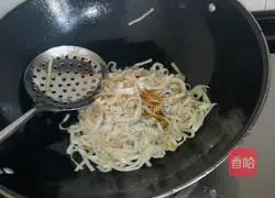 Illustration of how to make fried tomato noodles with soy sauce and tomato sauce 10