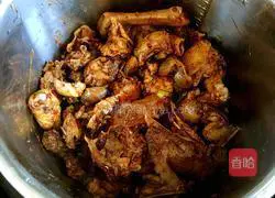 Illustration of how to make spicy chicken nuggets 9