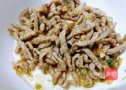 Illustration of how to make spicy shredded pork fried rice 4