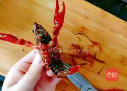 Illustration of how to make spicy crayfish 7