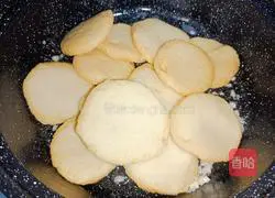 Illustration of making Dutch pea cuttlefish cakes 5