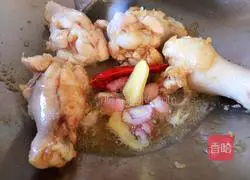 Illustration of braised chicken wings 4