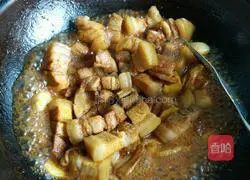 Illustration of how to make abalone braised pork 8