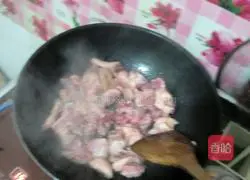 Illustration of how to make pepper-flavored beer duck 5