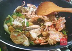 Illustration of how to make spicy crabs with ginger and onion 5