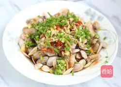 Illustration of how to make scallion oil and sea melon seeds 5