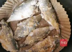 Illustration of how to make dry-fried sardines (air fryer version) 6