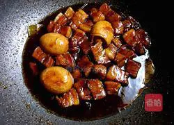 Illustration of how to cook braised pork with eggs 8