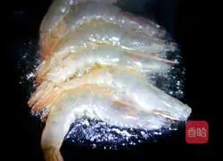 Illustration of braised prawns 4