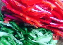 Illustration of home-style fried shredded eggplant 2