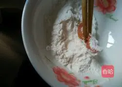 Illustration of how to make crispy fried chicken tenders 6