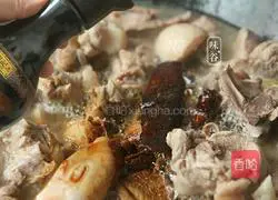 Illustration of how to make beer duck 6