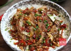 Hunan style small yellow croaker recipe illustration 9