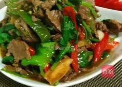 Illustration of how to make stir-fried yellow beef 7