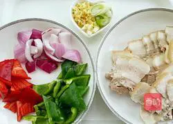 Illustration of how to make twice-cooked pork with green pepper 5