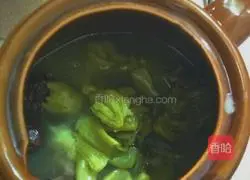 Illustration of how to make pickled cabbage and pork ribs soup 6