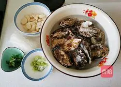 Illustration of steaming oysters with garlic vermicelli 2