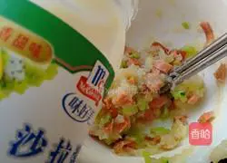 Illustration of how to make bacon mashed potato salad 8