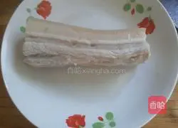 Illustration of how to cook twice-cooked pork with green pepper 2