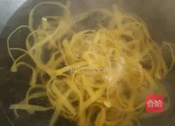 How to make Shanghai local style pasta Illustration 2
