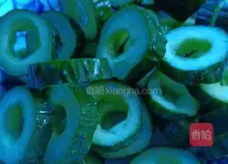 Illustration of how to make Jade Jiwei shrimp 4