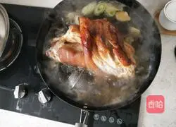 Illustration of Braised Pork Knuckles 15