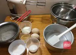 How to make six-inch strawberry cream cake Illustration 1