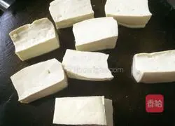 Illustration of braised Hakka stuffed tofu 4