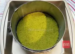 Illustration of how to make Matcha Mousse Cake 3