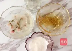 Illustration of how to make cherry blossom gradient mousse 10