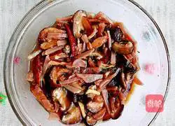 Illustration of the ancient family method of steaming eggplant 2