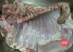 Illustration of how to make hand-caught lamb chops 1