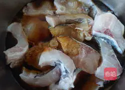 Illustration of how to cook herring with fermented wine 5