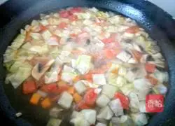 Illustration of how to make Italian vegetable soup 9