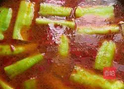 Illustration of how to stuff pork with pepper 11