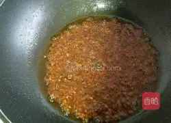 Illustration of making minced meat and mashed potatoes 9