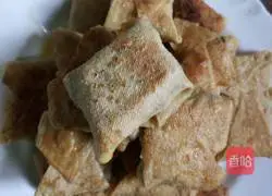 Illustration of how to make golden-wrapped twice-cooked pork 9