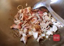 Illustration of how to make fried pork with pepper 7