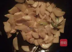 Illustration of the new style of three fresh vegetables 17