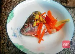 Illustration of how to cook fish head 1