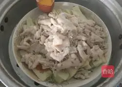 Illustration of how to make extra spicy oil-free chicken breast and steamed eggplant 3